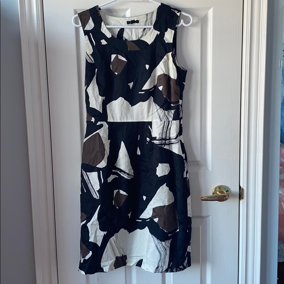 Jacob Sleeveless Dress - Picture 3 of 3